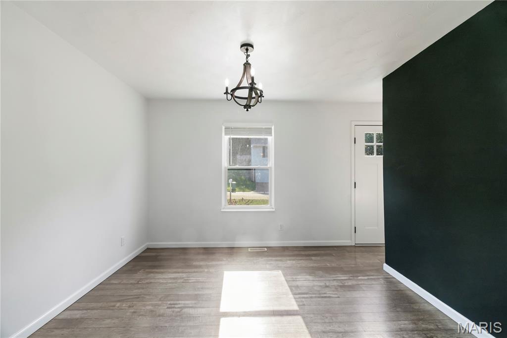 2421 Cambridge Road High Ridge, MO 63049 - Photo 6 of 30 Gallery Image 6