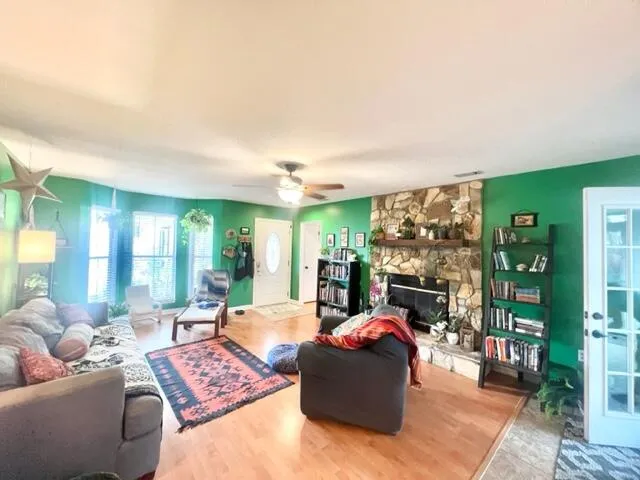 $2,350 | 114 Summit Court, Niceville, FL 32578