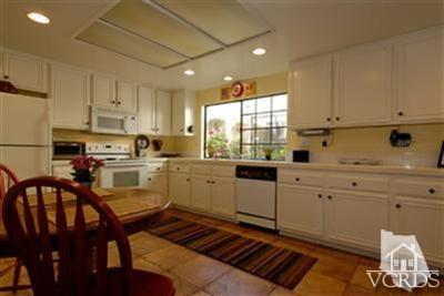 793 Congressional Road Simi Valley, CA 93065 - Photo 4 of 8 Additional Photo