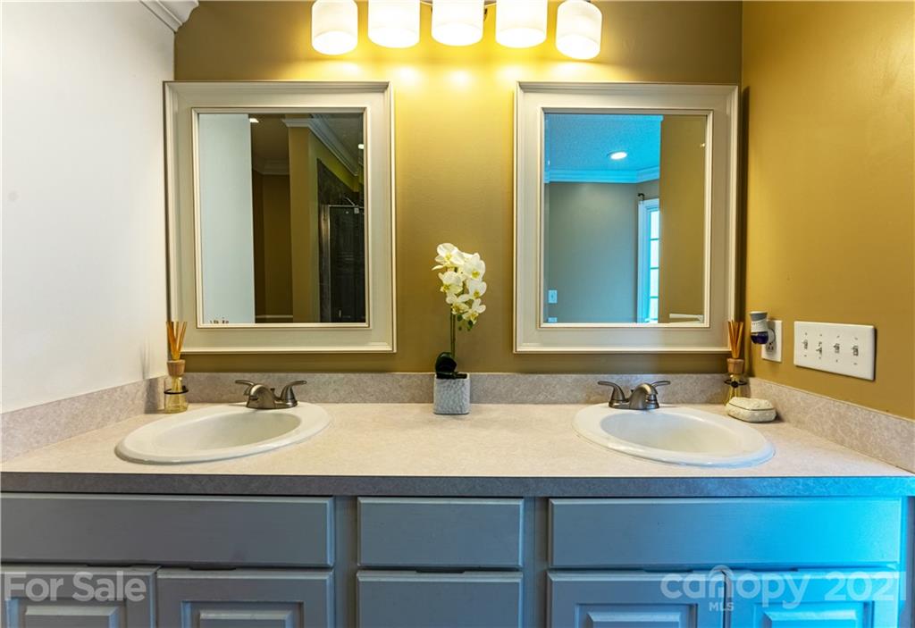 178 Buck Fraley Road Cherryville, NC 28021 - Photo 41 of 47 a bathroom with a sink and a mirror