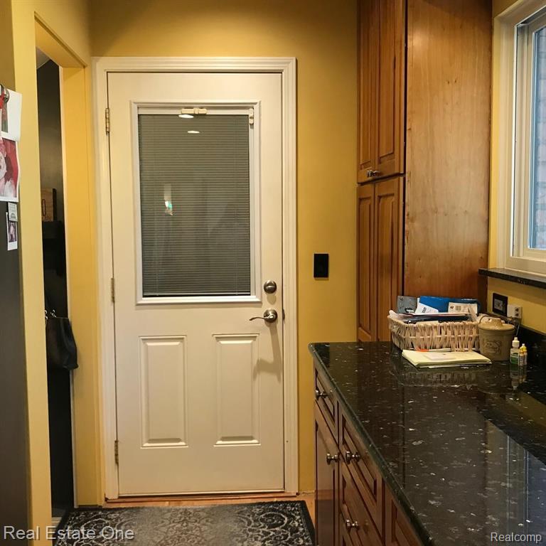 865 Viewland Drive Rochester Hills, MI 48309 - Photo 40 of 90