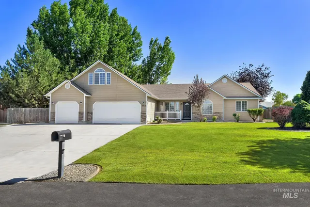 $529,000 | 3719 East Sage Court, Nampa, ID 83687