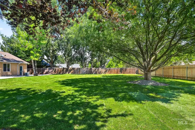 $529,000 | 3719 East Sage Court, Nampa, ID 83687