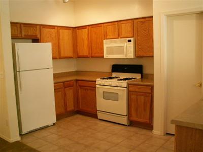 1090 South Floral Ridge Way Tucson, AZ 85710 - Photo 4 of 9
