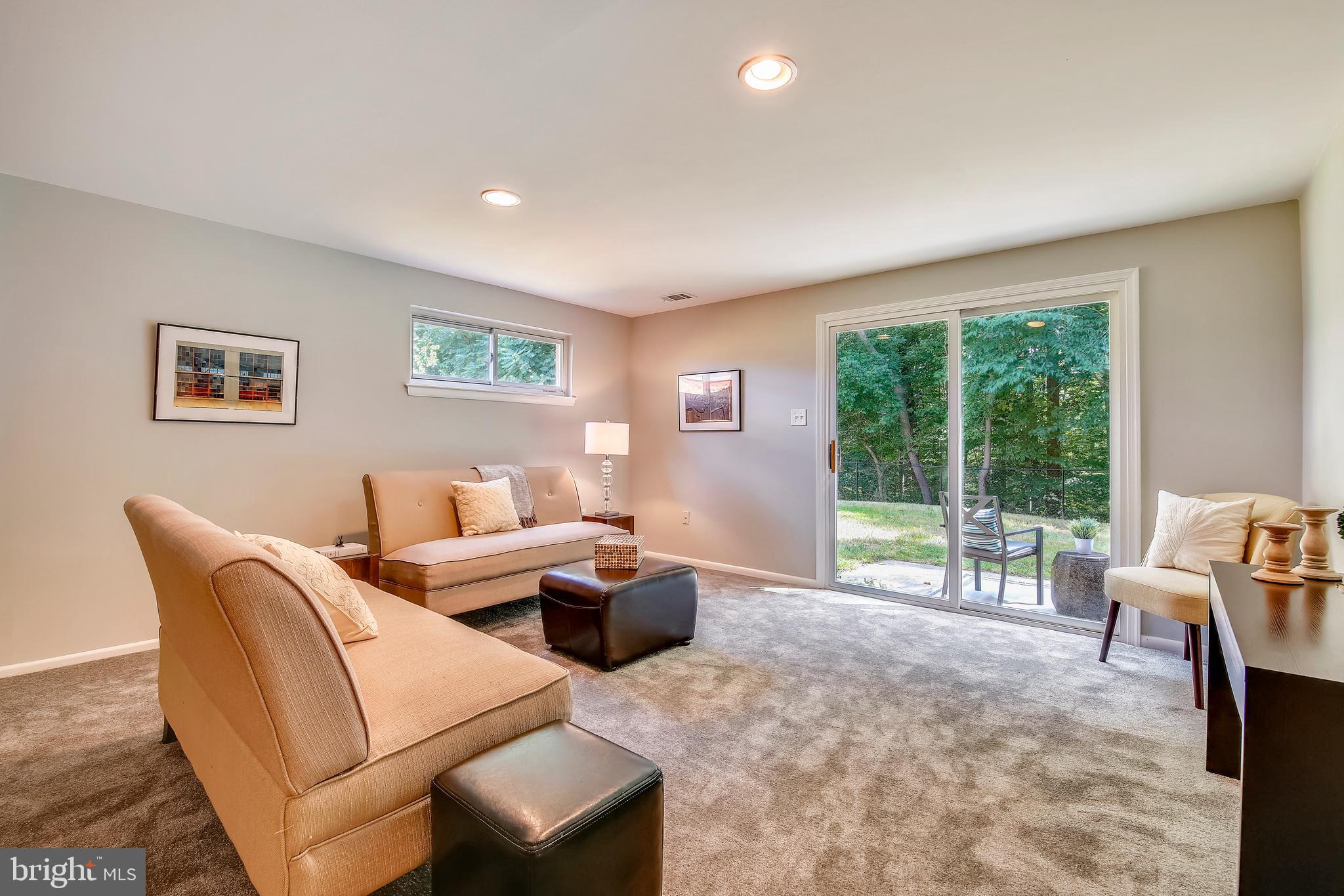 912 Lowander Lane Silver Spring, MD 20901 - Photo 24 of 41 Gallery Image 24
