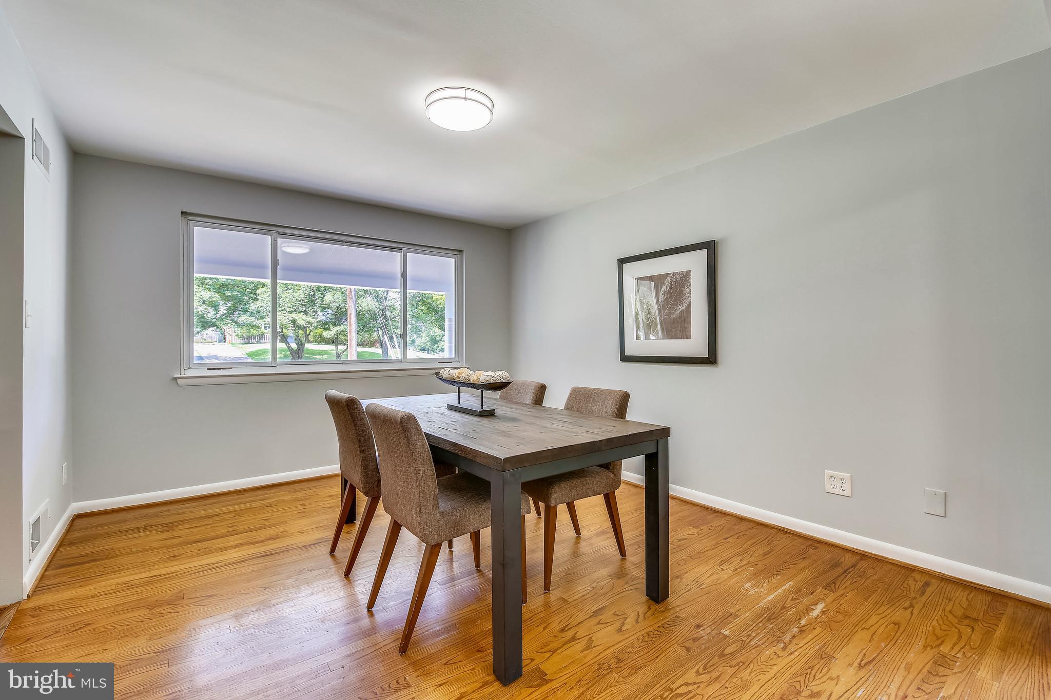 912 Lowander Lane Silver Spring, MD 20901 - Photo 9 of 41 Gallery Image 9