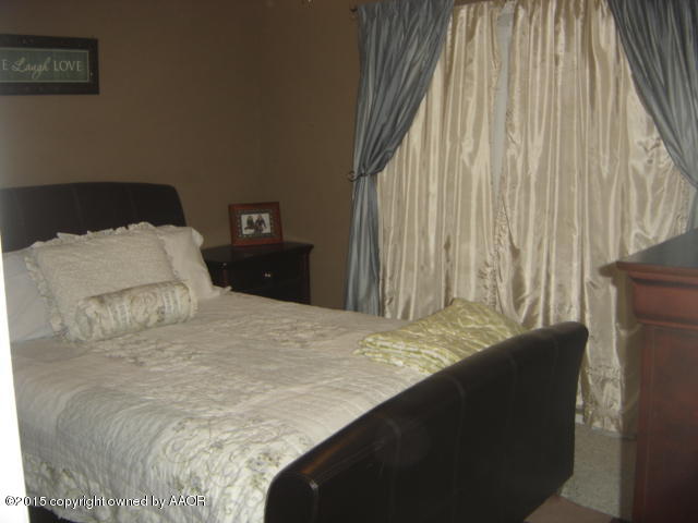 3103 Surf Drive Amarillo, TX 79110 - Photo 16 of 19 2nd bed.