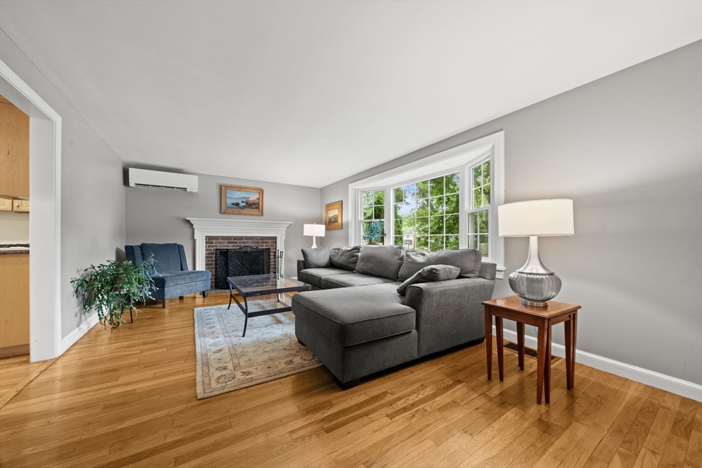 7 Trickett Road Lynnfield, MA 01940 - Photo 29 of 37