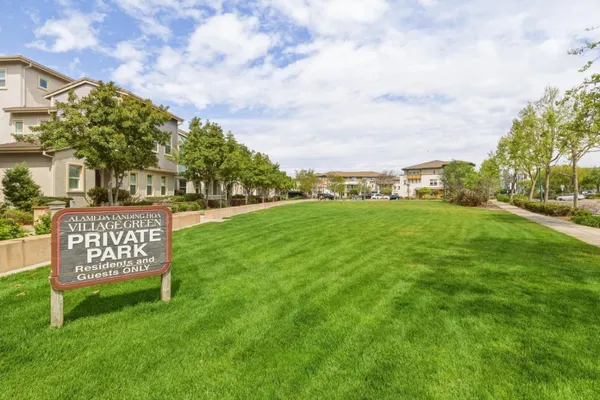 $998,000 | 2737 5th Street, Alameda, CA 94501