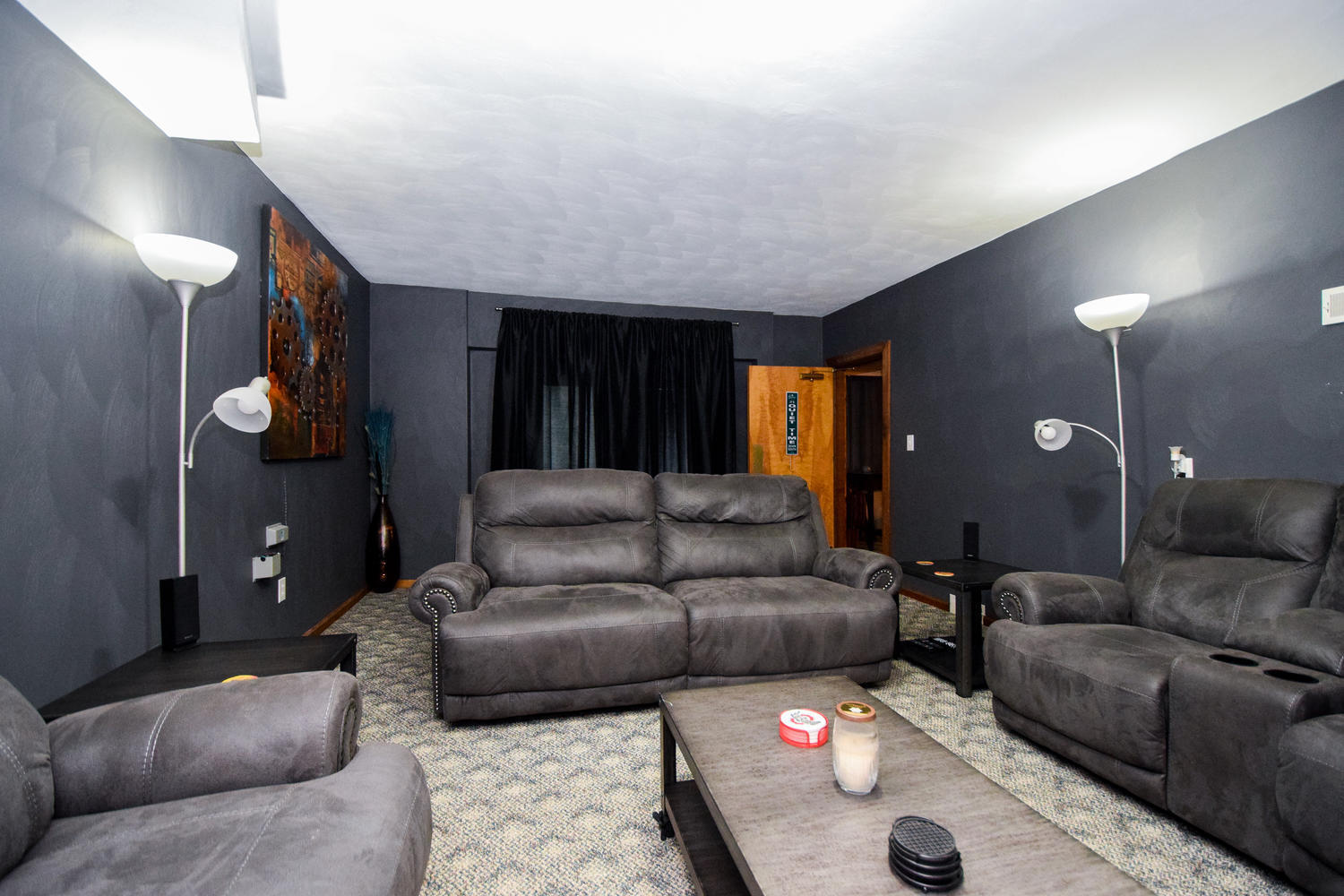 256 Deep Woods Road Hardy, VA 24101 - Photo 23 of 42 a living room with furniture and a lamp