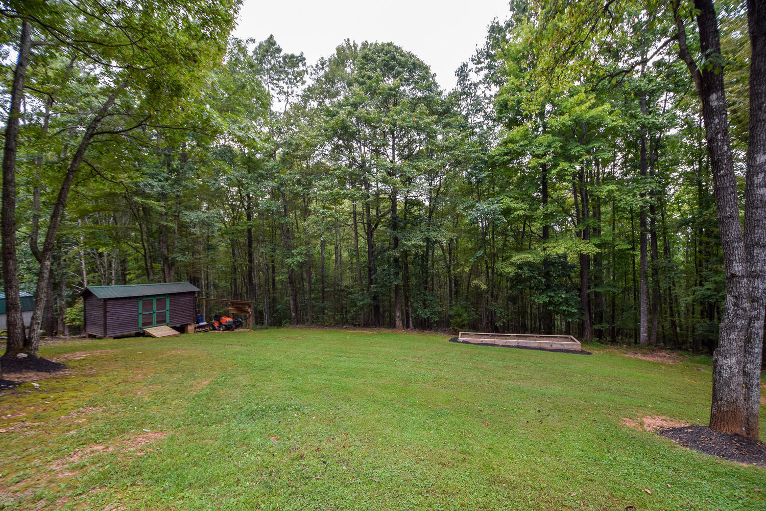 256 Deep Woods Road Hardy, VA 24101 - Photo 36 of 42 a view of a house with a yard