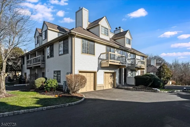 $449,000 | 2405 Privet Way, Bernards, NJ 07920