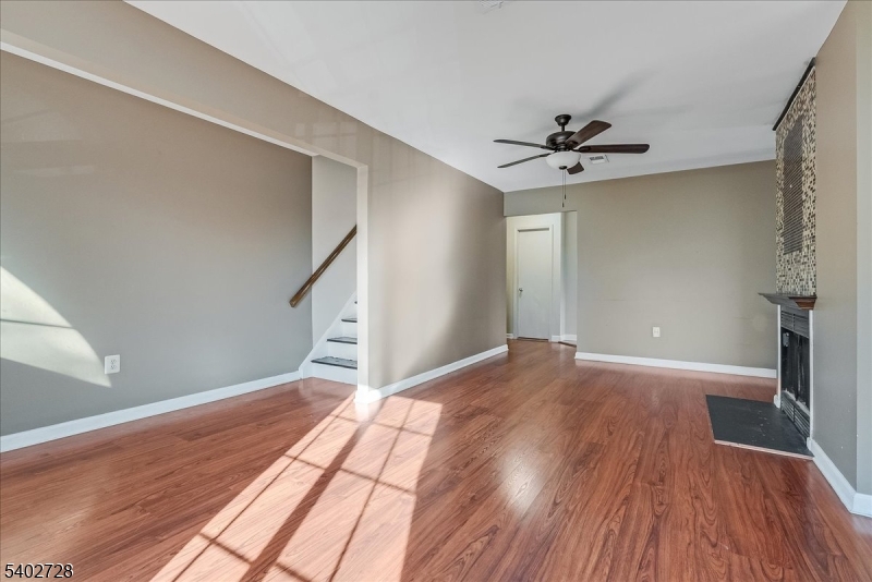 2405 Privet Way Bernards, NJ 07920 - Photo 11 of 26