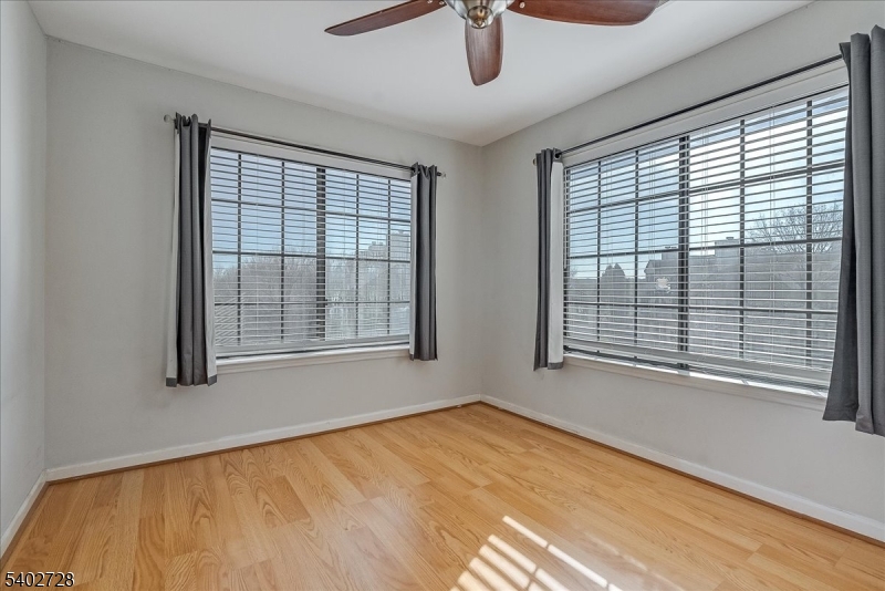 2405 Privet Way Bernards, NJ 07920 - Photo 12 of 26