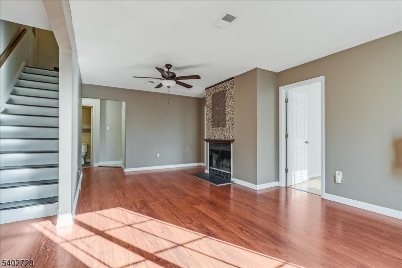 2405 Privet Way Bernards, NJ 07920 - Photo 5 of 26