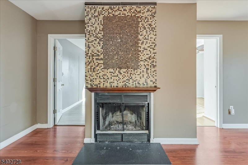 2405 Privet Way Bernards, NJ 07920 - Photo 8 of 26