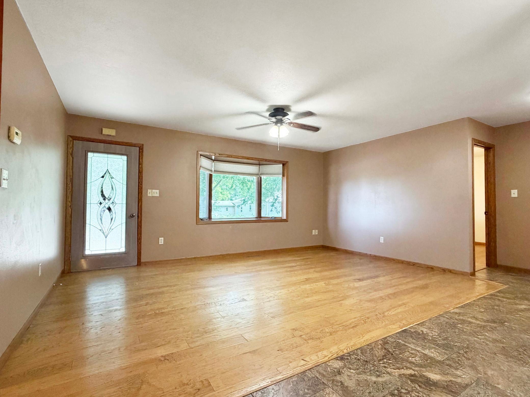 431 Spring Street Tracy, MN 56175 - Photo 8 of 39