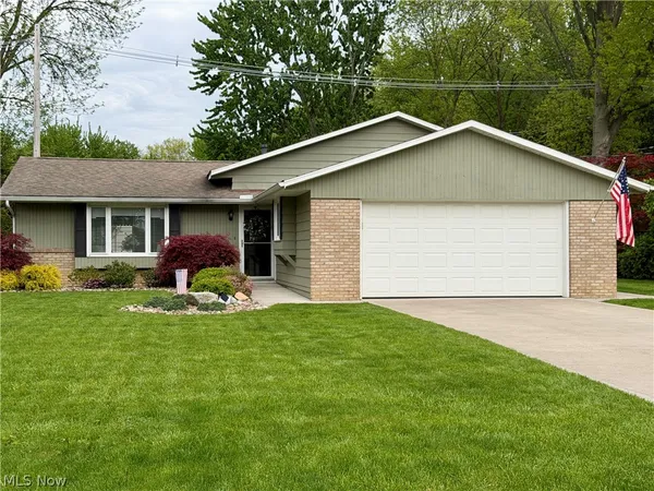 $255,000 | 875 Princeton Avenue, Amherst, OH 44001