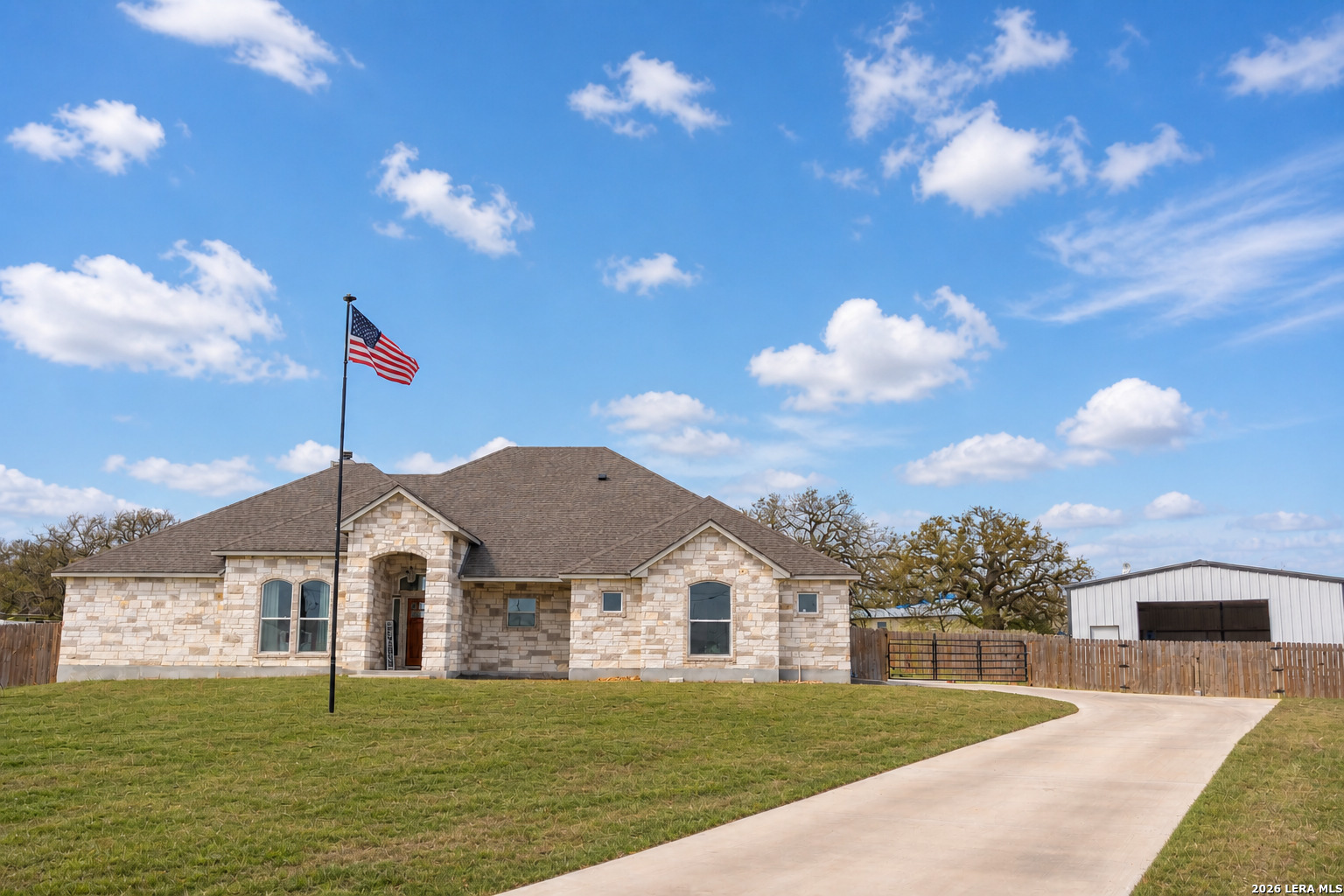 113 Ava Rdg Dr. La Vernia, TX 78121 - Photo 1 of 53