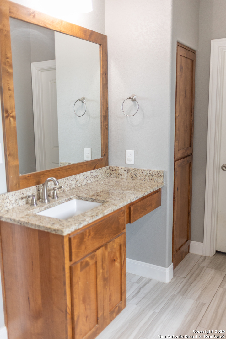 113 Ava Rdg Dr. La Vernia, TX 78121 - Photo 28 of 53