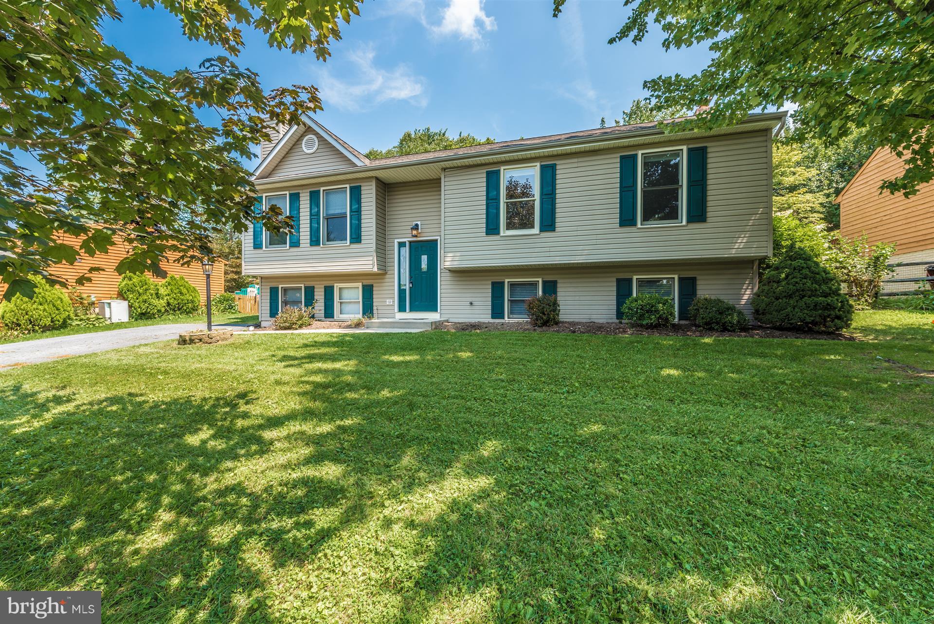 6913 Fox Chase Road New Market, MD 21774 - Photo 1 of 25 Primped and ready for you!