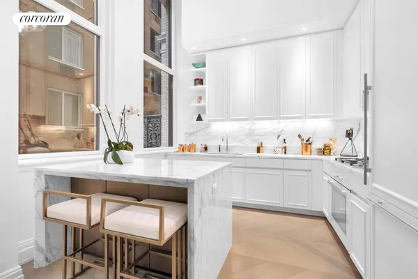 $2,250,000 | 108 Leonard Street, Unit 5D | TriBeCa