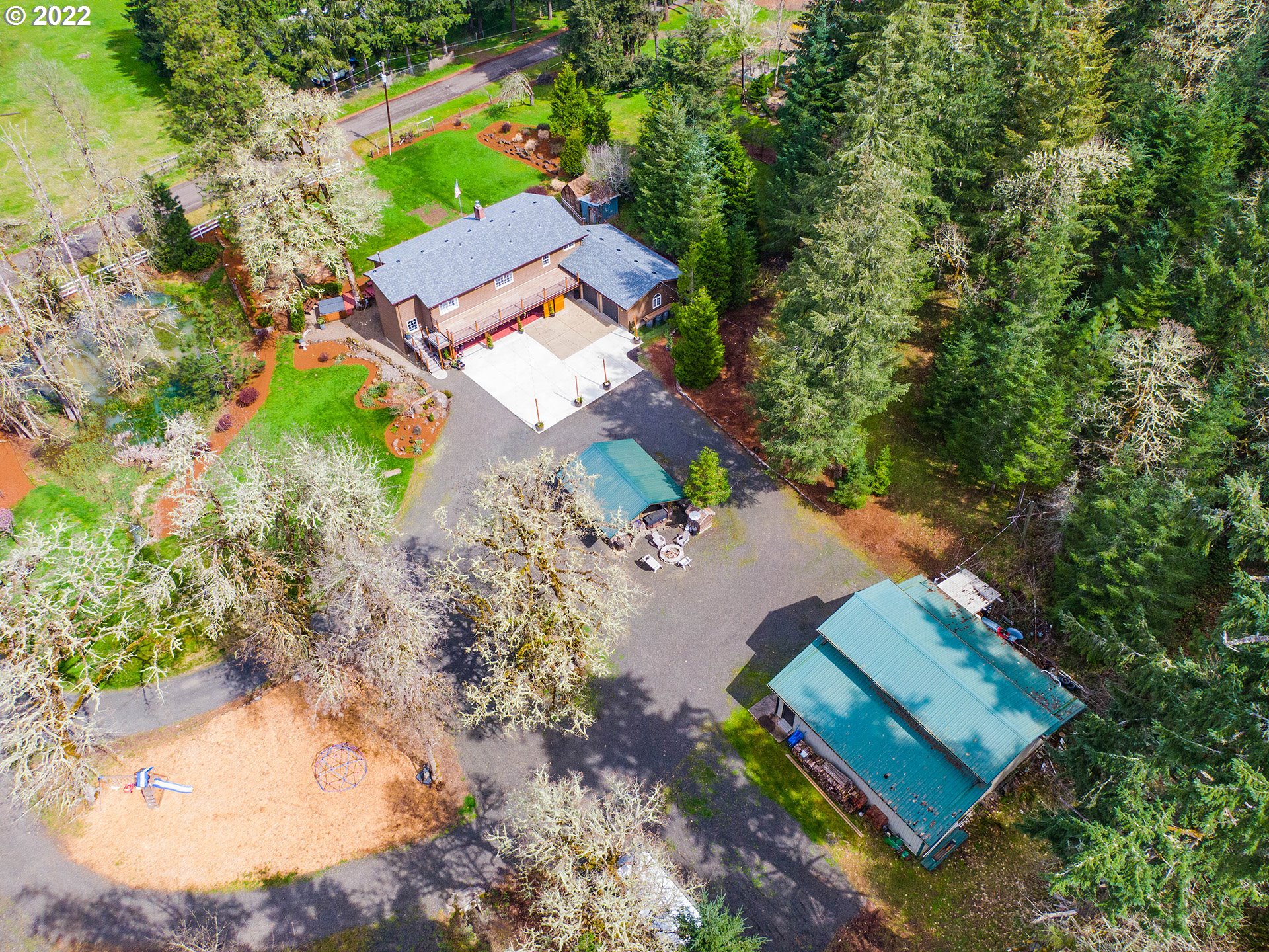 29500 Simmons Road Eugene, OR 97405 - Photo 1 of 32 Gallery Image 1