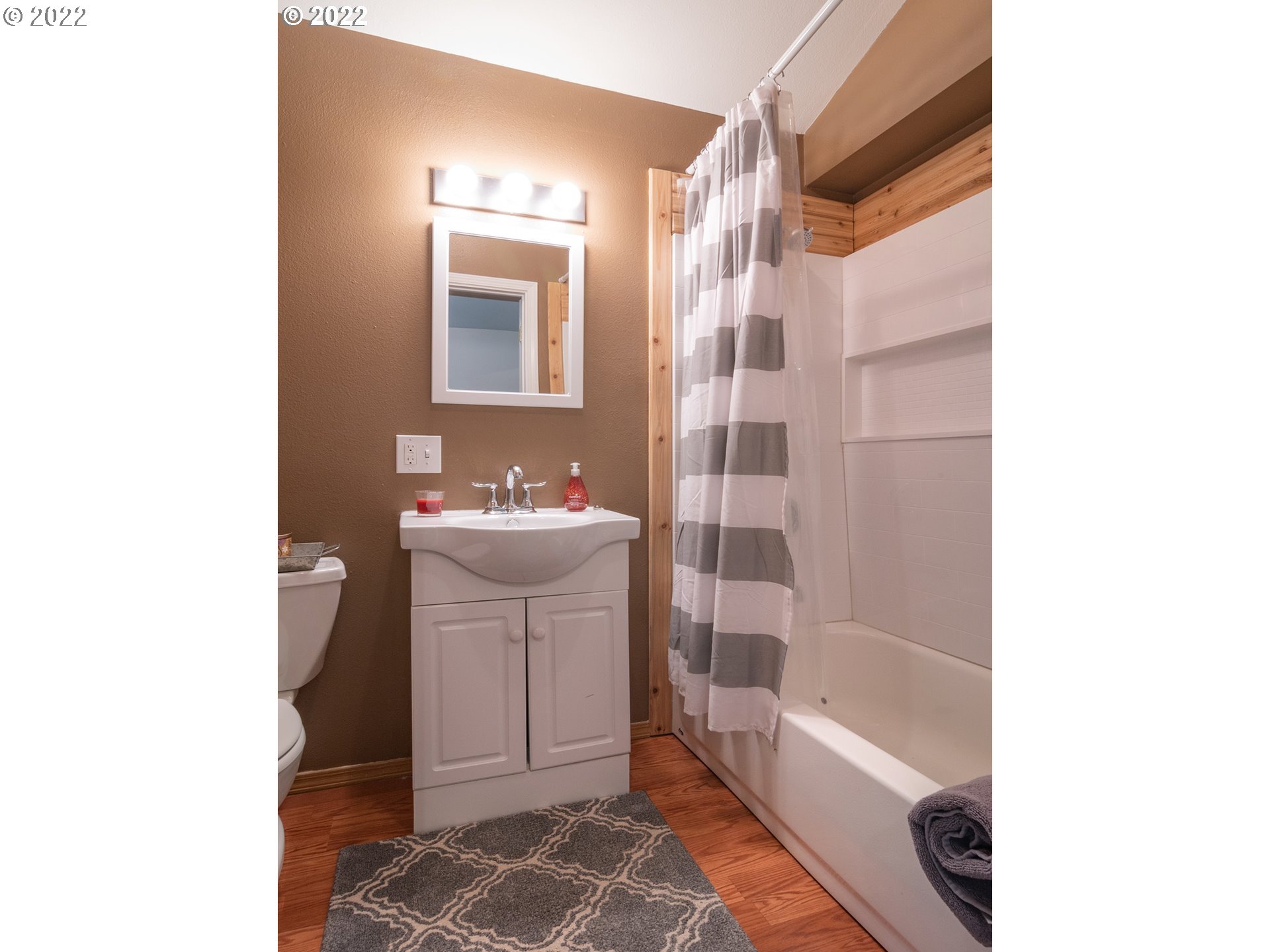 29500 Simmons Road Eugene, OR 97405 - Photo 27 of 32 Gallery Image 27
