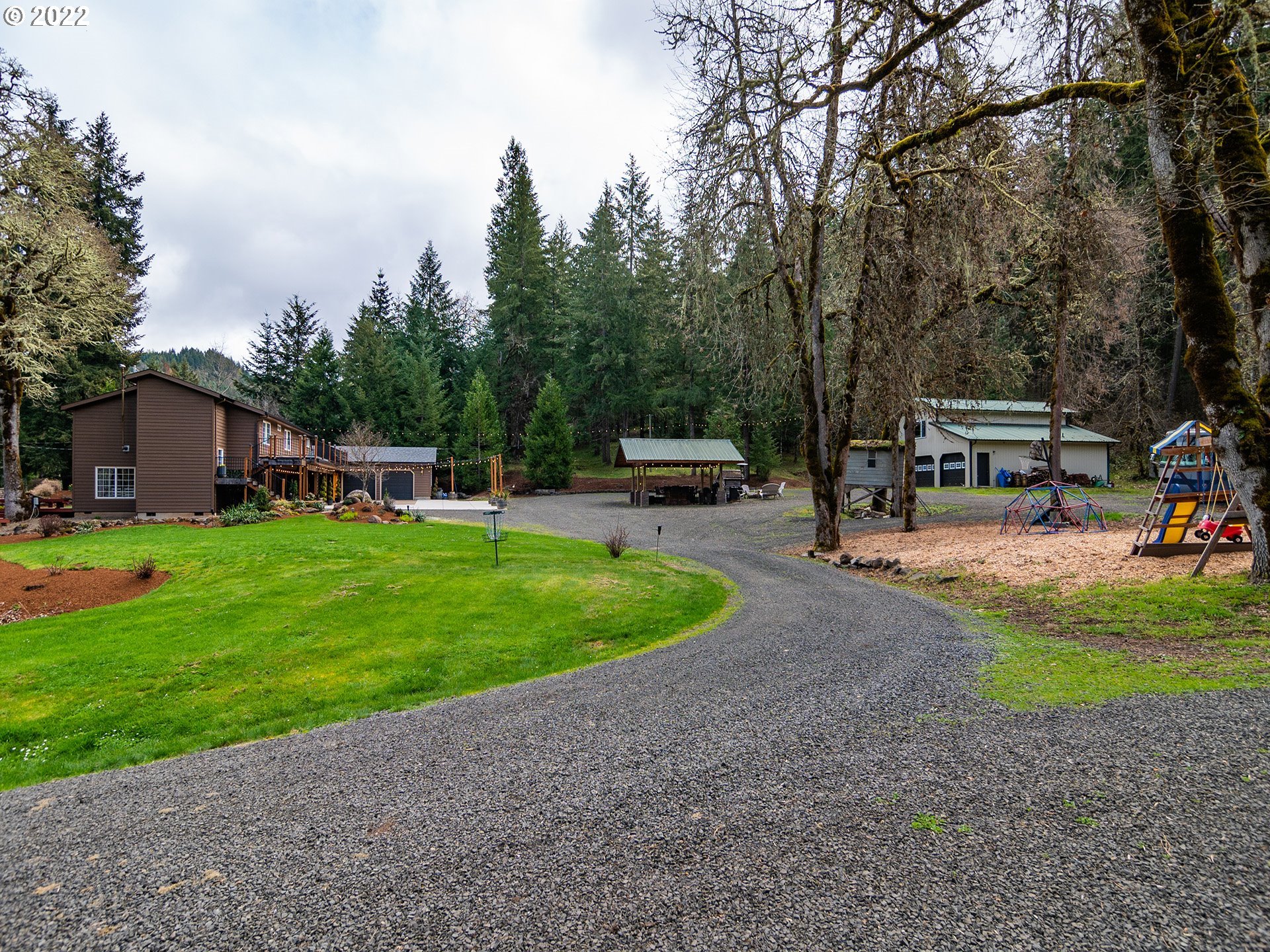29500 Simmons Road Eugene, OR 97405 - Photo 31 of 32 Gallery Image 31