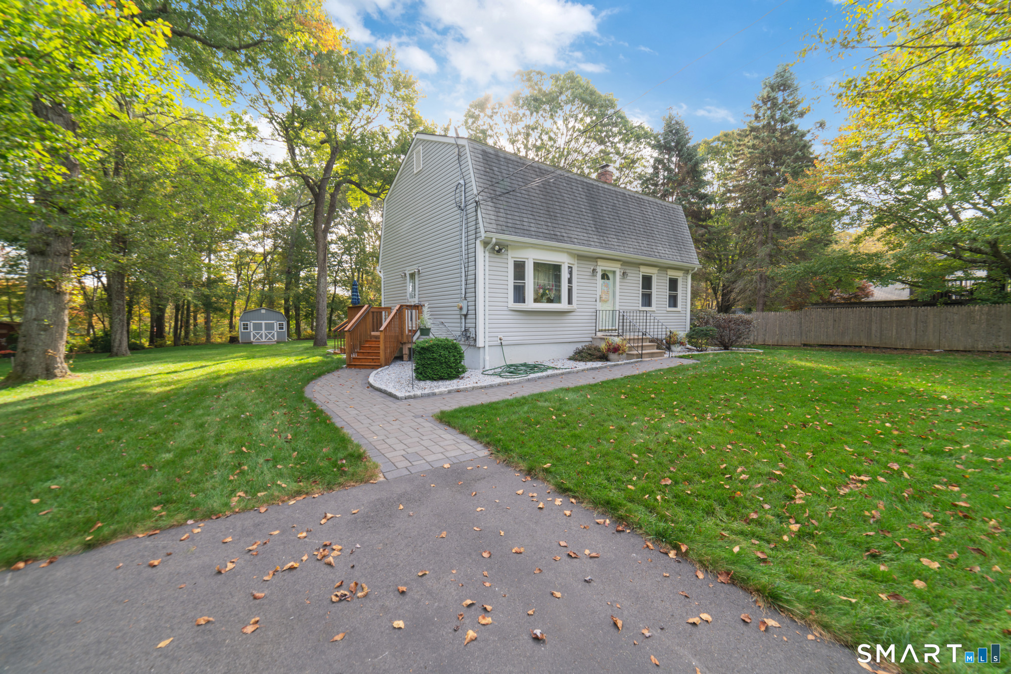 548 Beecher Road Wolcott, CT 06716 - Photo 3 of 36
