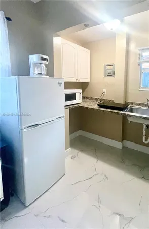 $1,500 | 1537 Northeast 30th Court, Pompano Beach, FL 33064