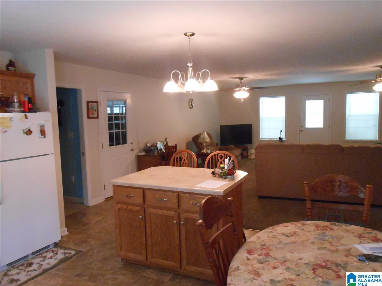25 Randall Road Gallant, AL 35972 - Photo 12 of 17