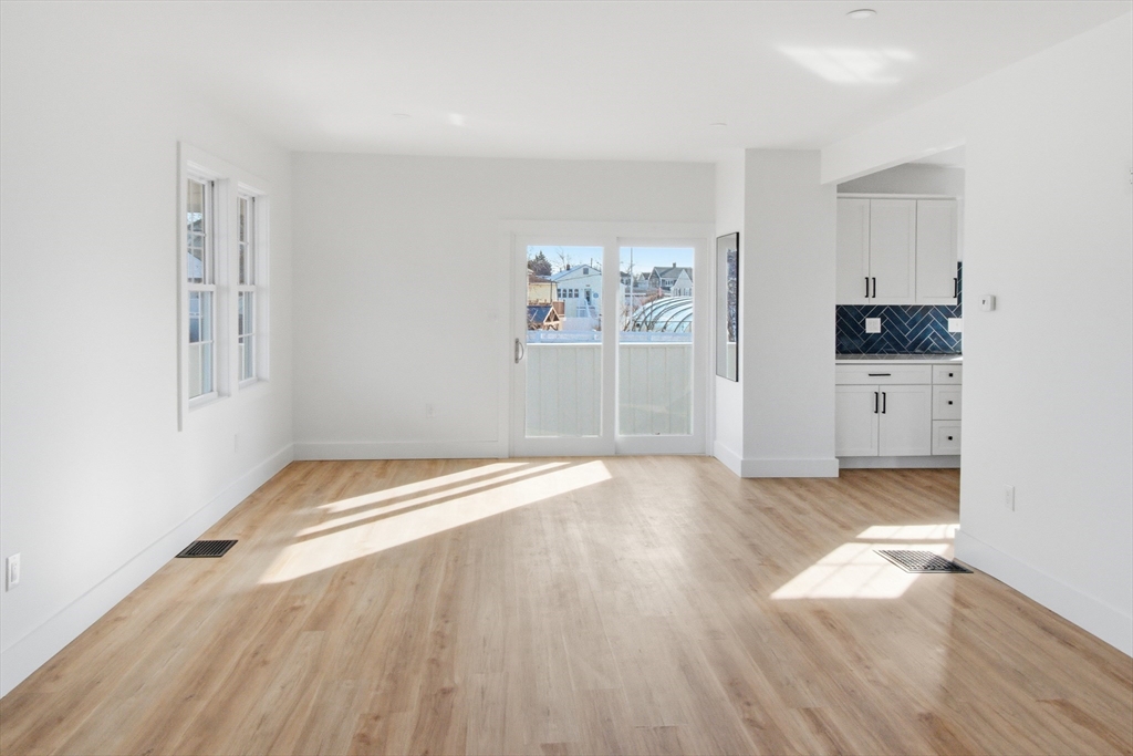 173 Kingsley Road Hull, MA 02045 - Photo 3 of 42