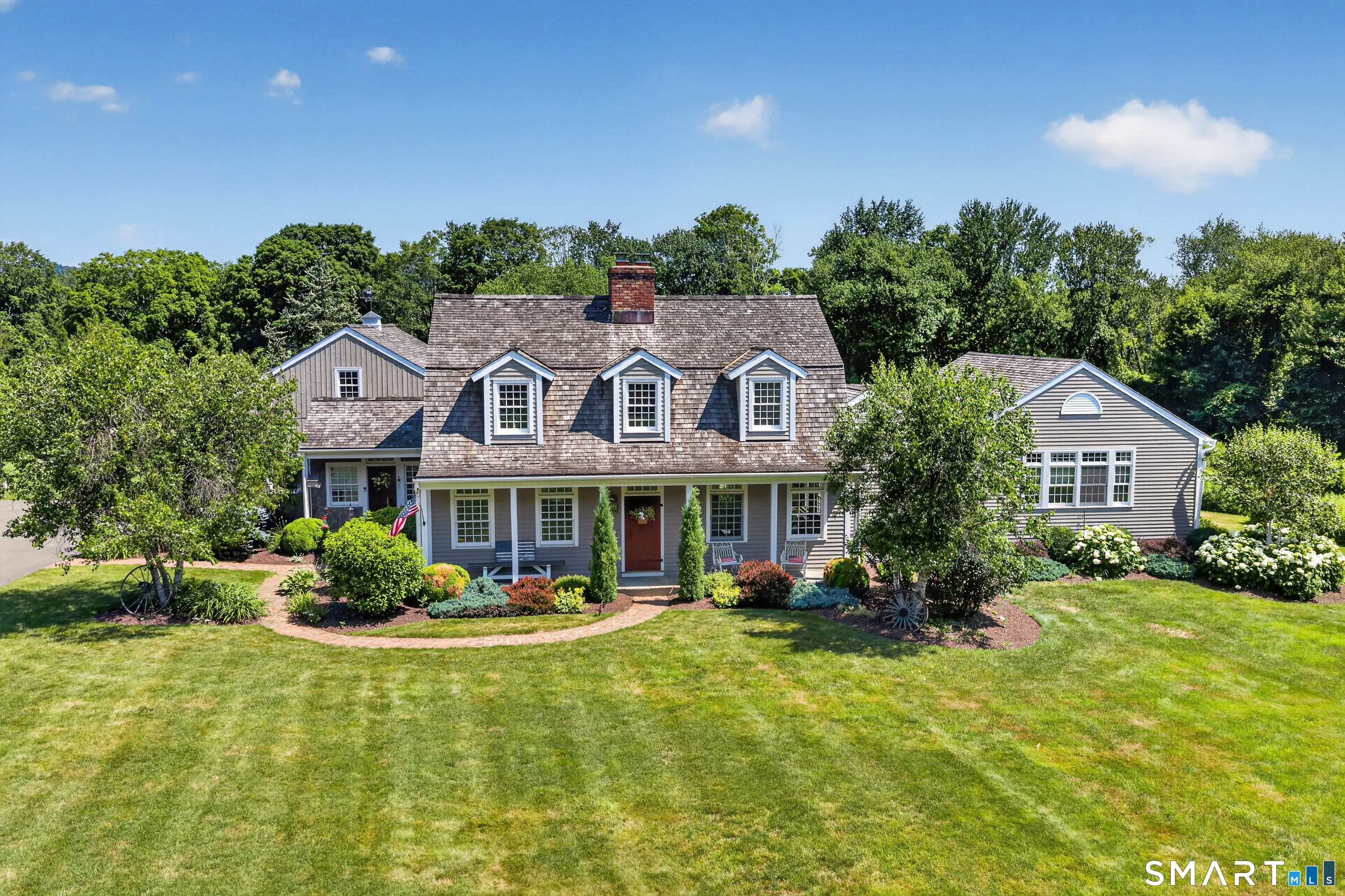 20 Head Of Meadow Road Newtown, CT 06470 - Photo 2 of 40