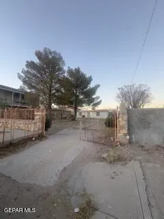 $65,000 | 108 Jefferson Street, Anthony, TX 79821