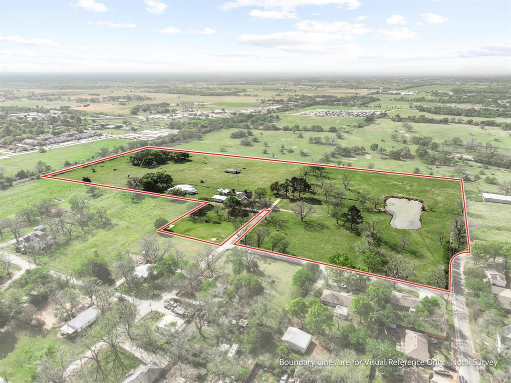 819 South Morrison Street Pilot Point, TX 76258 - Photo 3 of 11