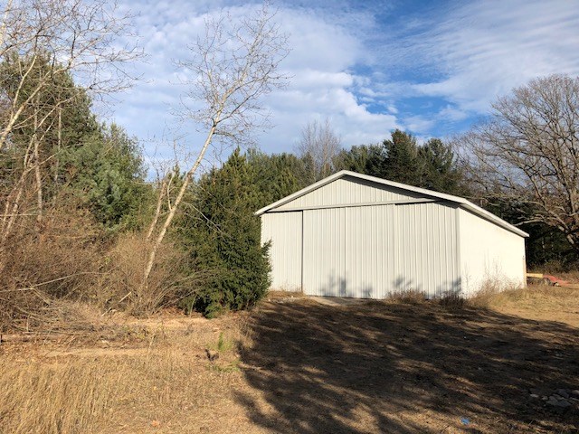 2233 North Johnson Road Weidman, MI 48893 - Photo 35 of 35 1838629-34.JPG