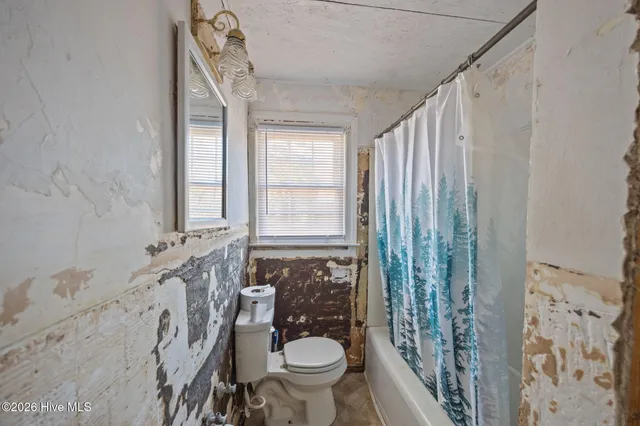 $129,000 | 2813 Jackson Drive, Greenville, NC 27858