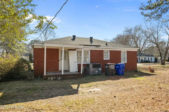 $129,000 | 2813 Jackson Drive, Greenville, NC 27858