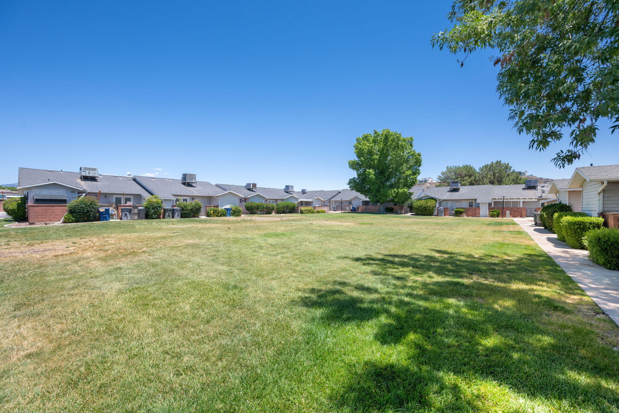 1015 South 1015 S River Road, Unit 6 St. George, UT 84790 - Photo 21 of 21 Common area