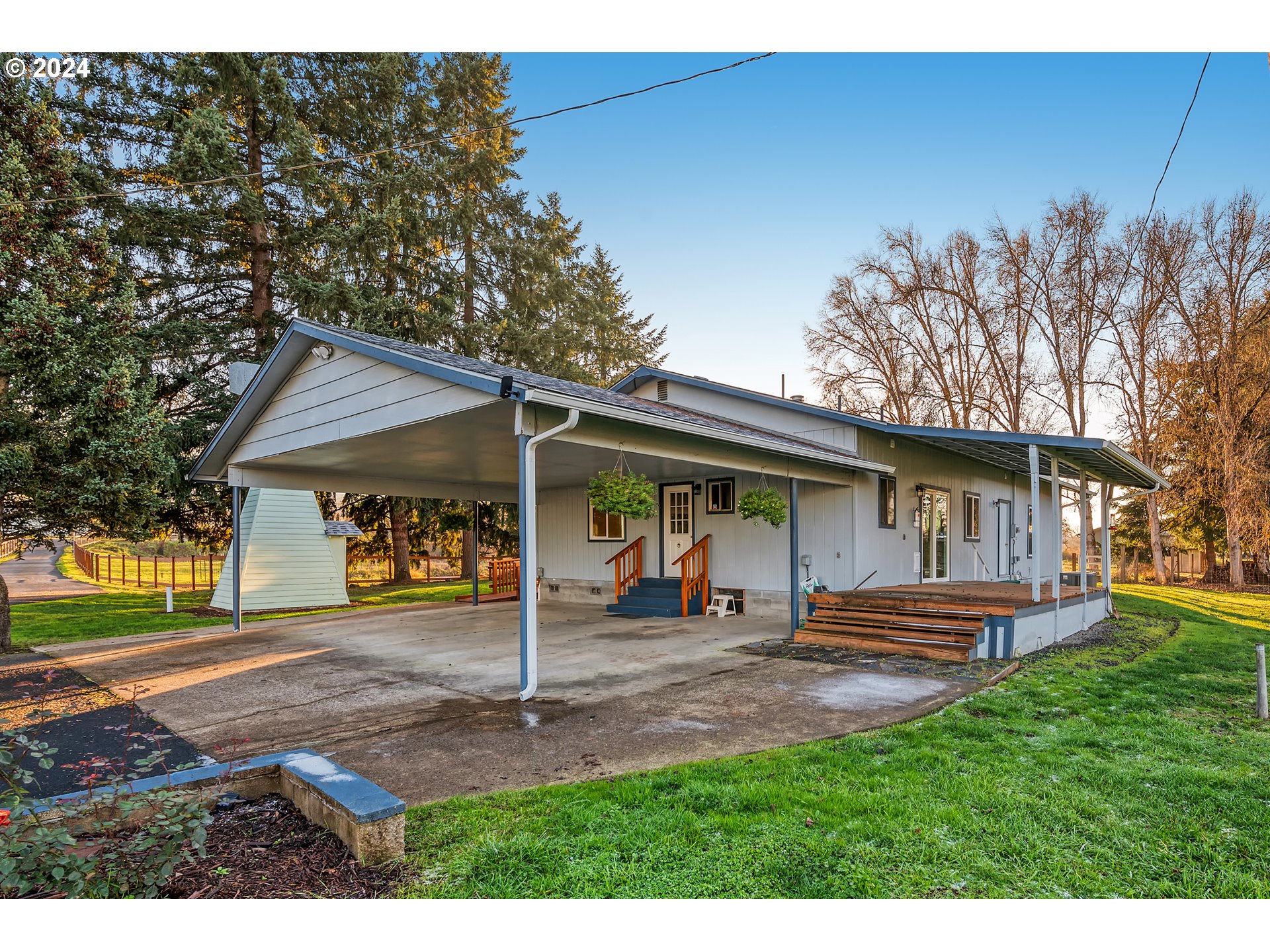 7346 Thurston Road Springfield, OR 97478 - Photo 3 of 48 Gallery Image 3