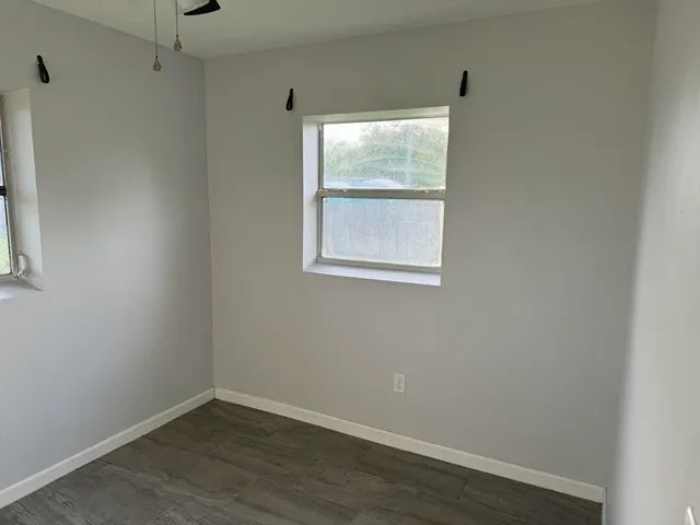 $1,050 | 4250 25th Avenue, Unit B, Vero Beach, FL 32967