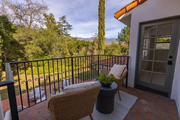 $2,950,000 | 300 West Santa Ana Street, Ojai, CA 93023