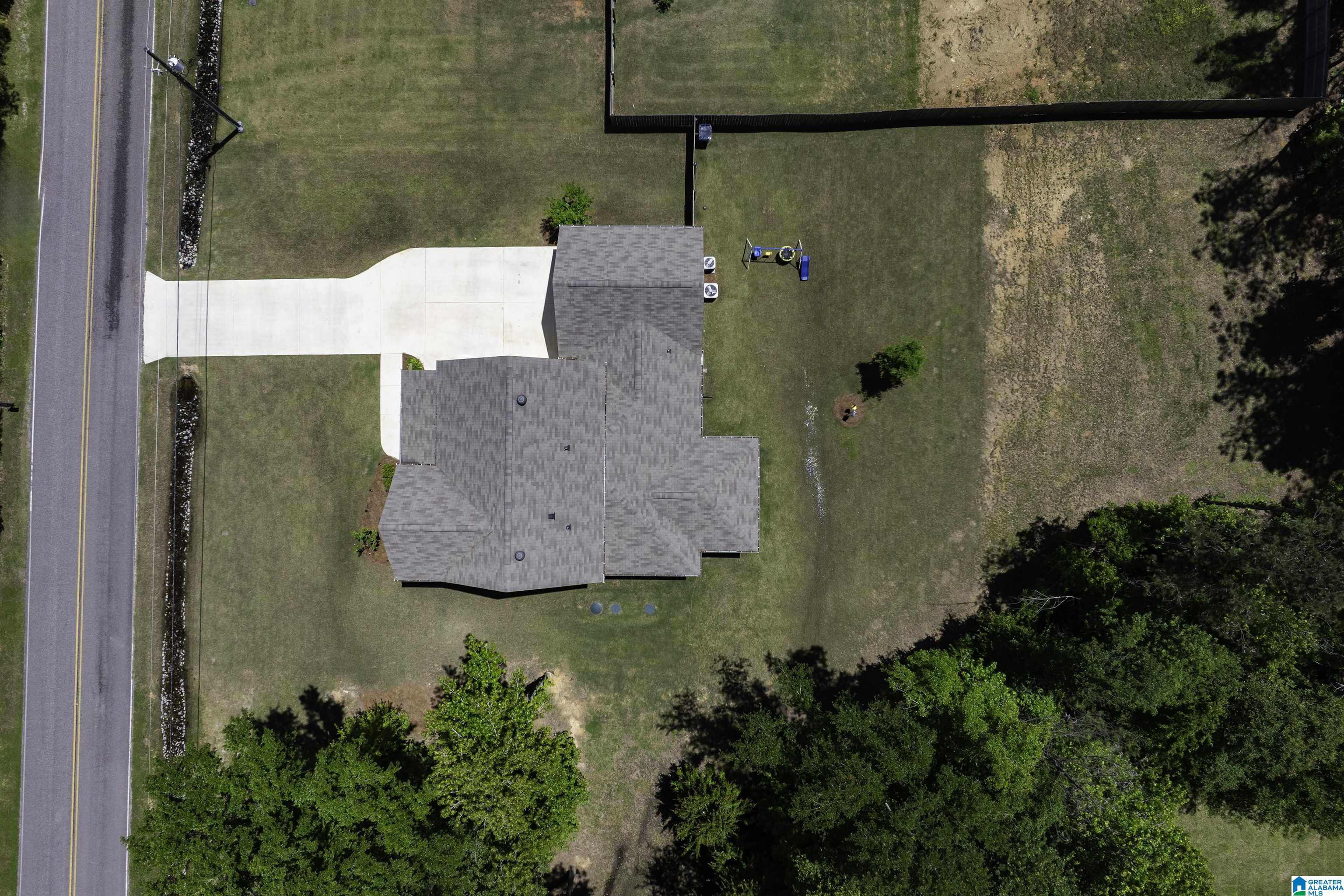 1871 Mckesie Street Riverside, AL 35135 - Photo 4 of 48