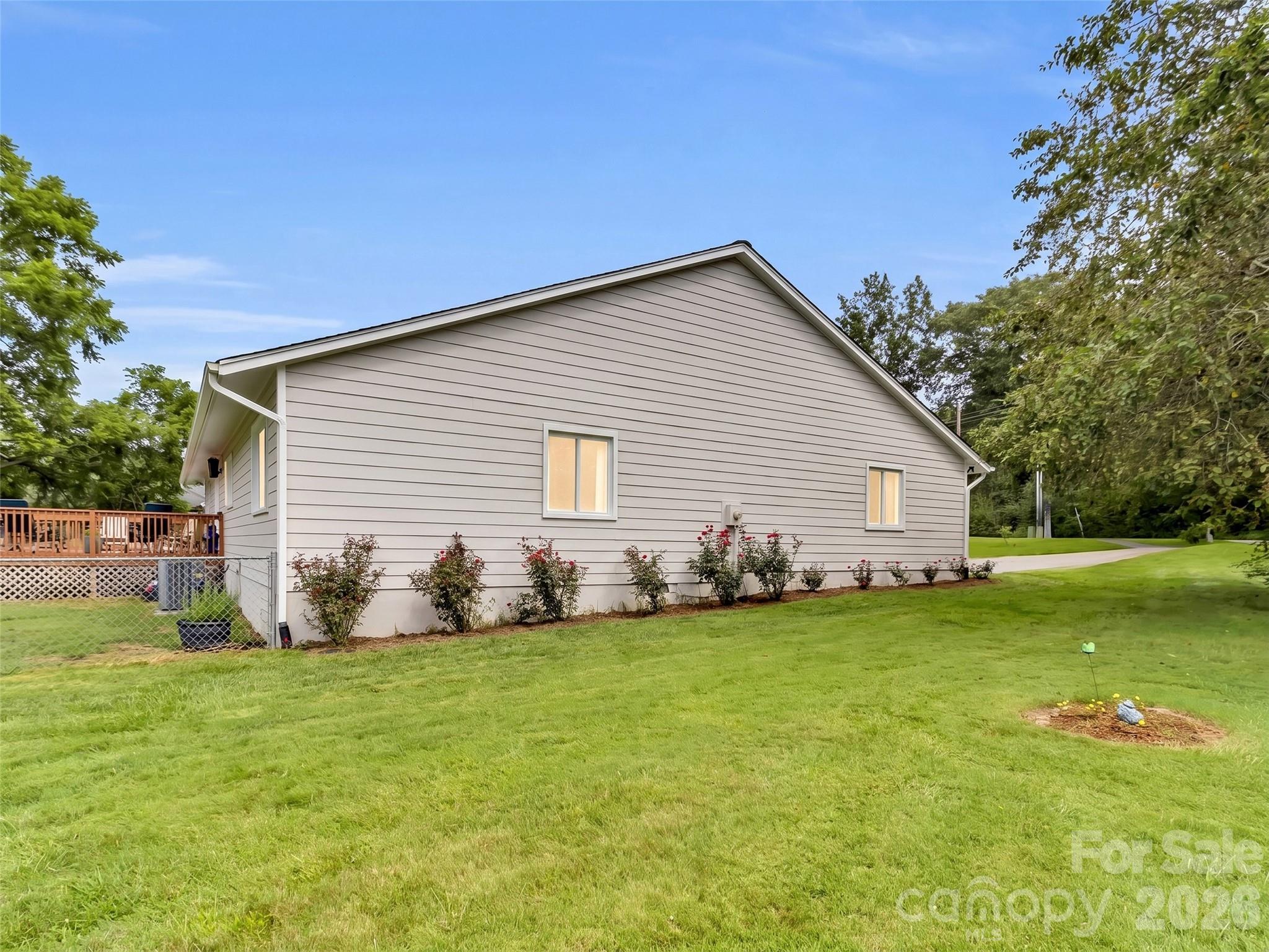 693 Monte Vista Road Candler, NC 28715 - Photo 28 of 41 Gallery Image 28