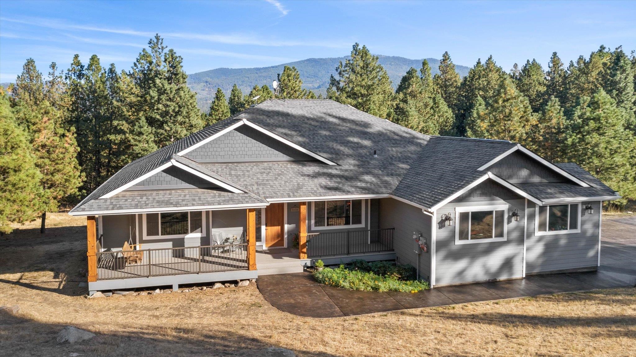 4611 South Owl Road Greenacres, WA 99016 - Photo 1 of 48 Gallery Image 1