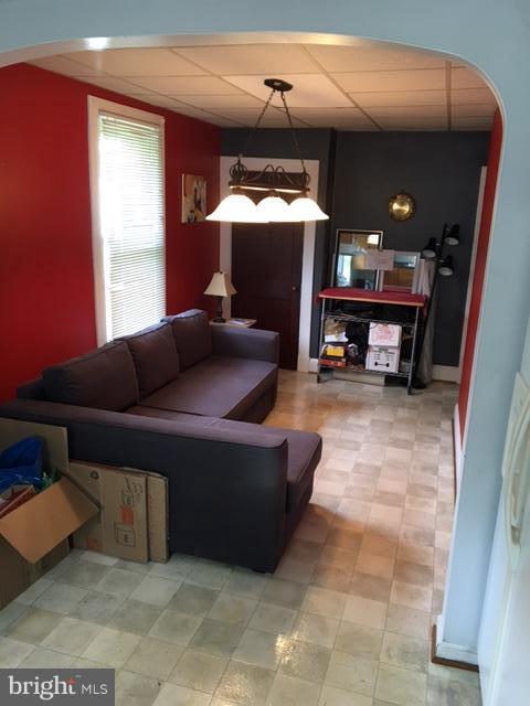 7423 Bay Front Road Baltimore, MD 21219 - Photo 8 of 21 Family Room