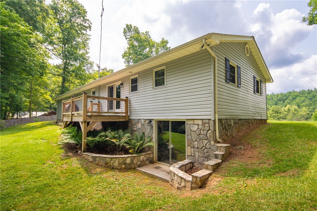 954 Big Flatts Church Road Fleetwood, NC 28626 - Photo 5 of 47