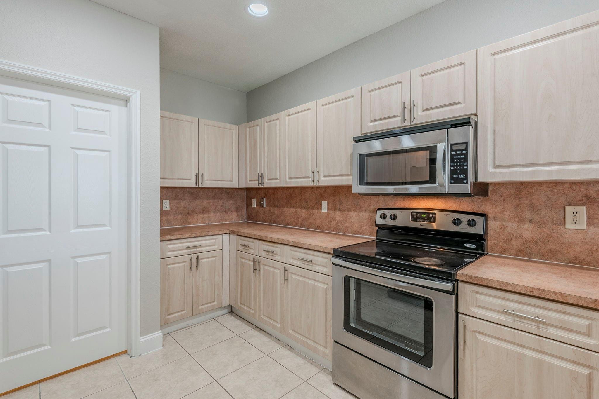 14772 Southwest 161st Place Miami, FL 33196 - Photo 13 of 50 Photo 13