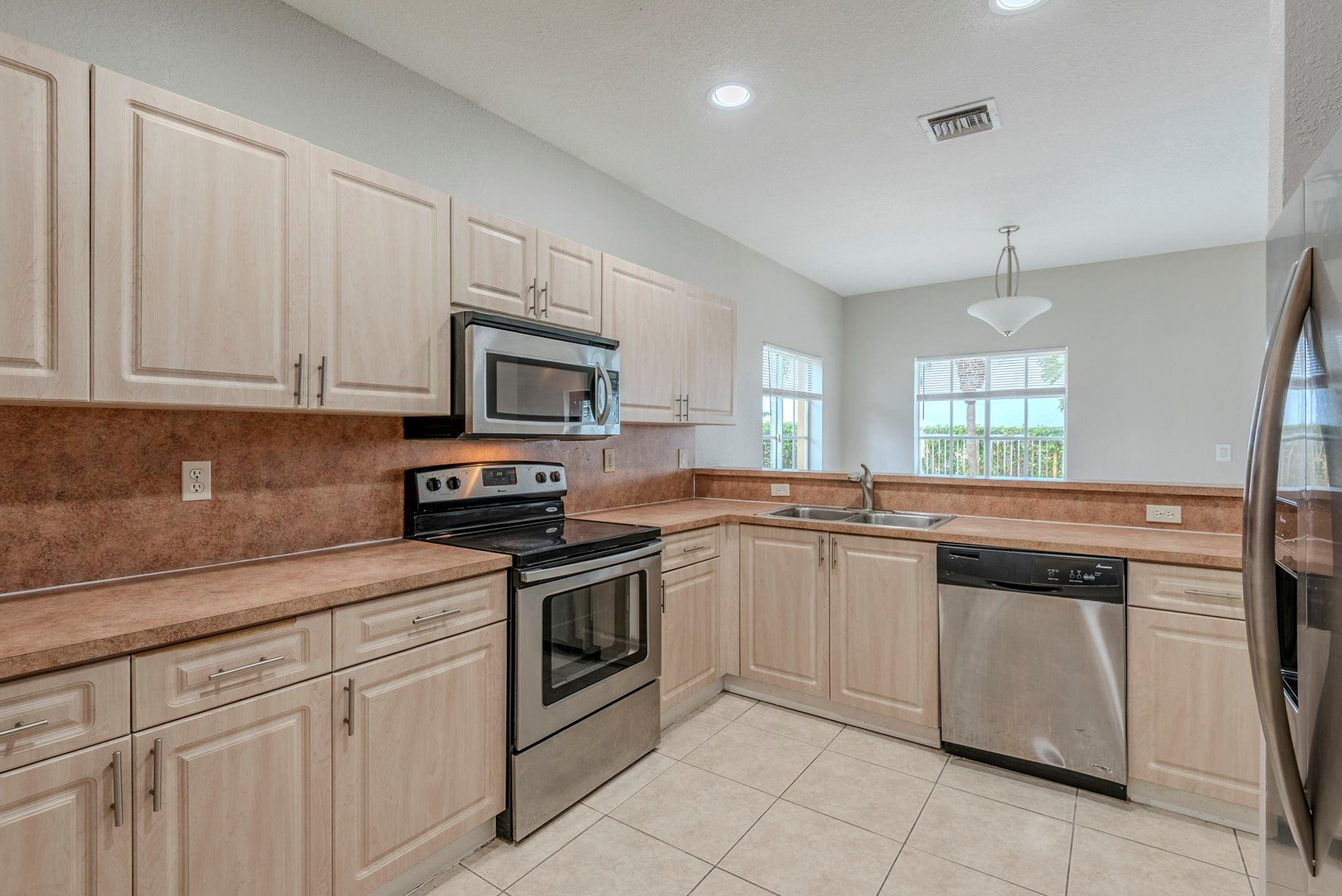 14772 Southwest 161st Place Miami, FL 33196 - Photo 14 of 50 Photo 14